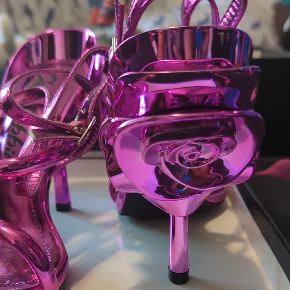 Cape Robbin Metallic Pink Rose Heels